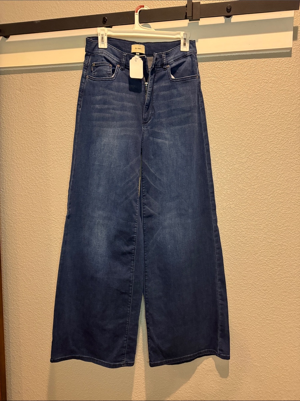 DL 1961 Jeans